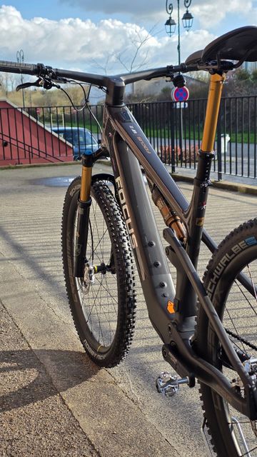 Gebrauchtes Focus VAM² SL 9.0 2024 2024 Mountainbike, Schwarz, 29 — Bild 3 von 5