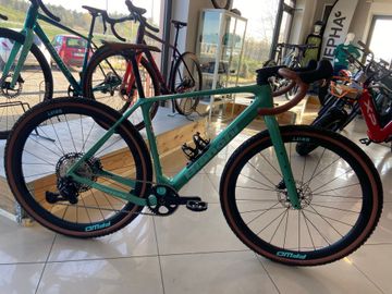 Bianchi Arcadex Shimano GRX Di2 2026 Road & Gravel d'occasion