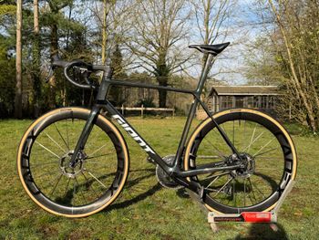 Used Giant Tcr Shimano Dura Ace Di2 2025 Road & Gravel, Green — image 2 of 5