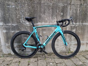 Bianchi, Oltre Shimano Ultegra Di2