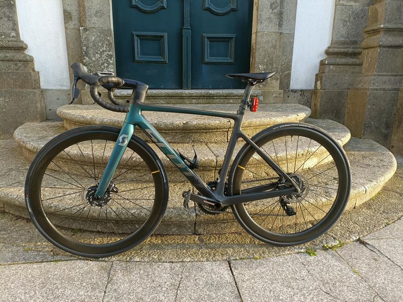 Brugt Scott Addict RC 20 2024 2024 Road & Gravel — billede 4 af 8