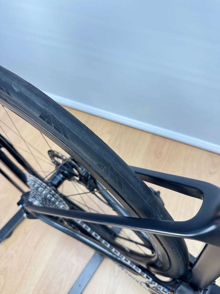 Used Colnago Colnago V4RS Dura-Ace Di2 Taglia 51 | 2023 2023 Road & Gravel, Schwarz — image 13 of 26