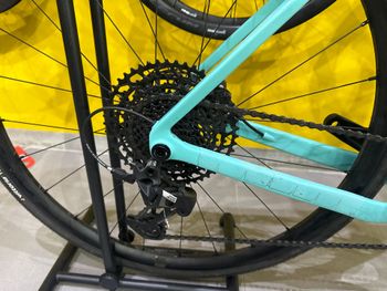 Used Bianchi Arcadex Comp APEX disc 2025 2025 Road & Gravel, Grün — image 9 of 11