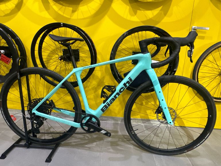 Used Bianchi Arcadex Comp APEX disc 2025 2025 Road & Gravel, Grün — image 8 of 11