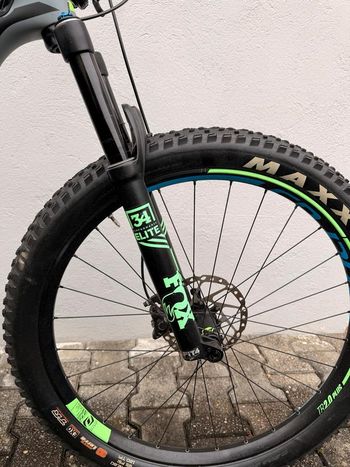 Used Scott Spark Shimano Deore XT 2017 Mountainbike, Hellgrau — image 8 of 12
