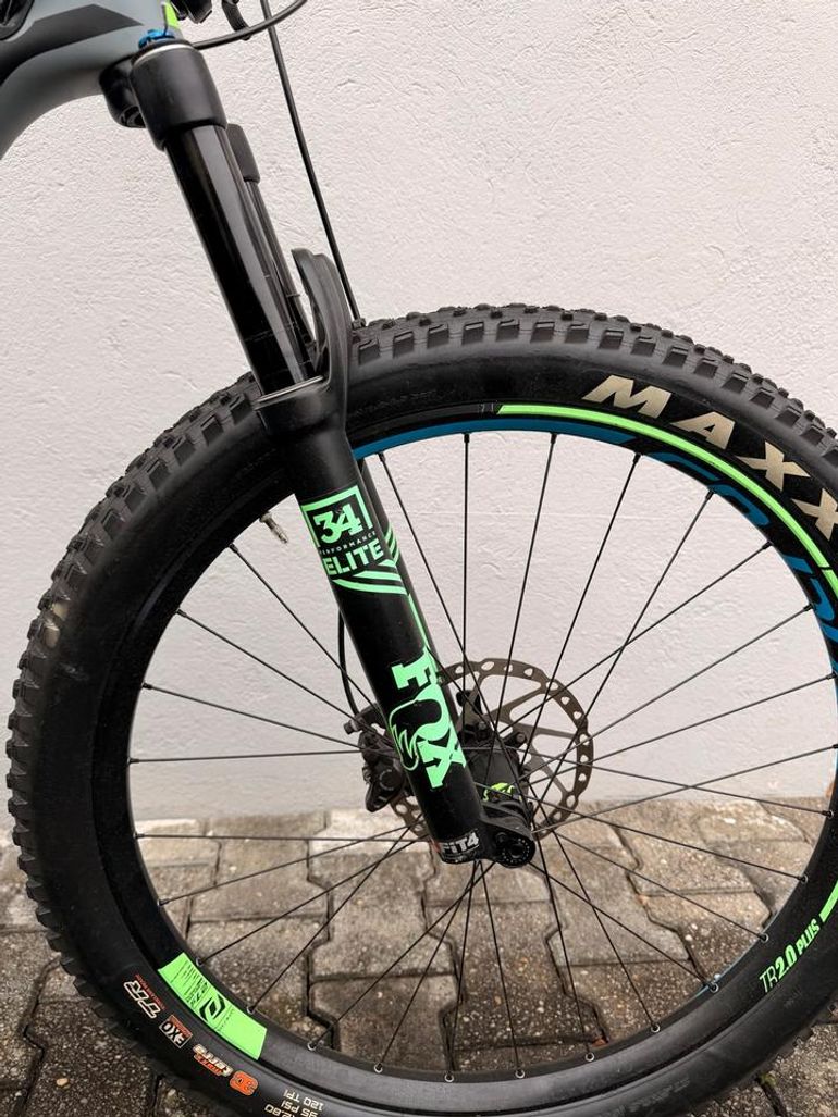 Used Scott Spark Shimano Deore XT 2017 Mountainbike, Hellgrau — image 8 of 12