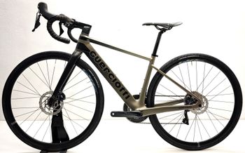 Used Guerciotti Cartesio Ultegar Disc 2022 Road & Gravel, Light Gray — image 2 of 12