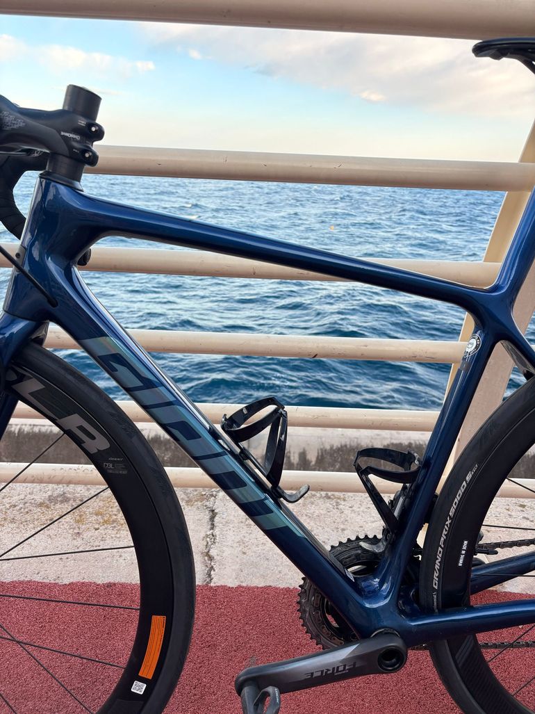 Used Giant Giant TCR Advanced SL 1 Disc 2021 Road & Gravel — image 2 of 11