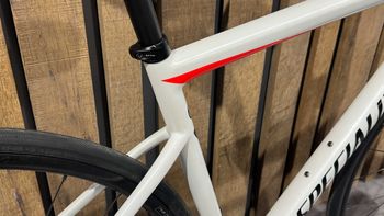 Used Specialized Men's Tarmac Disc Comp 2020 2020 Road & Gravel — image 4 of 14