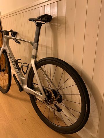 Used Scott Foil RC Ultimate 2024 Frameset 2024 Road & Gravel, Light Gray — image 3 of 11