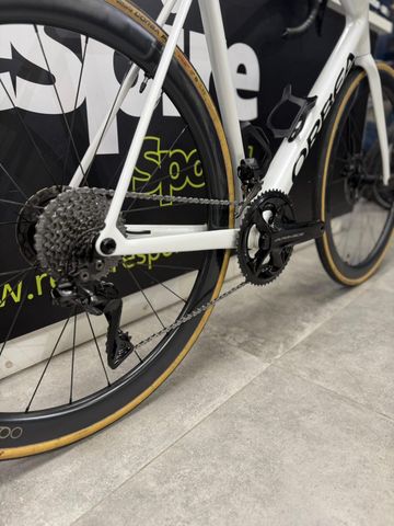 Gebrauchtes Orbea ORCA M10iLTD PWR 2025 2025 Road & Gravel, Weiß — Bild 6 von 6