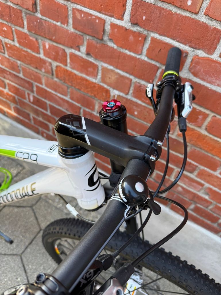Used Cannondale F29 SRAM X9 2017 Mountainbike, White — image 7 of 14