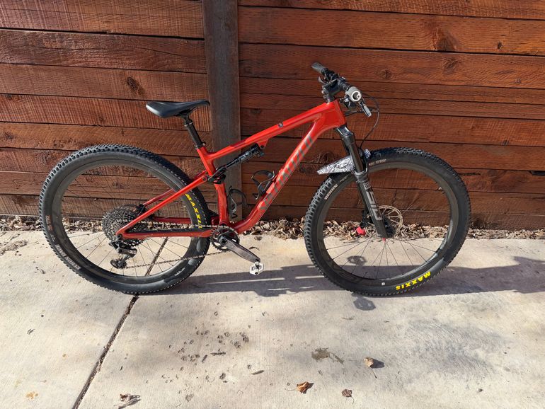 Used Specialized Epic EVO Expert 2021 2021 Mountainbike, Orange, 29 — image 1 of 14
