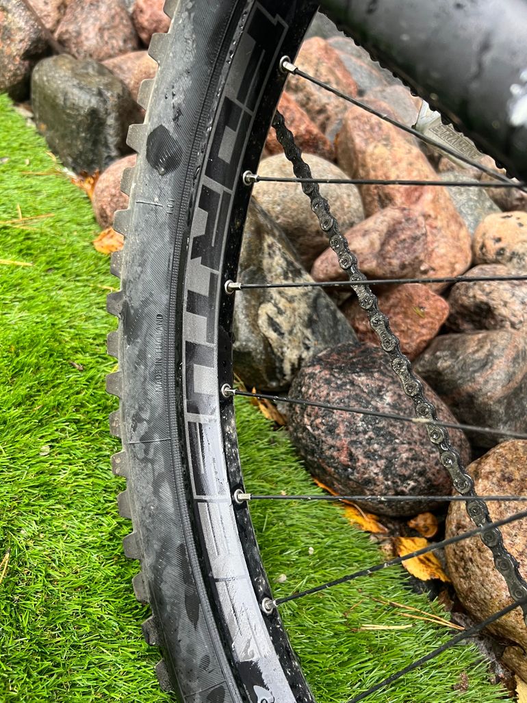 Used Alutech Sennes 2020 Mountainbike — image 10 of 13