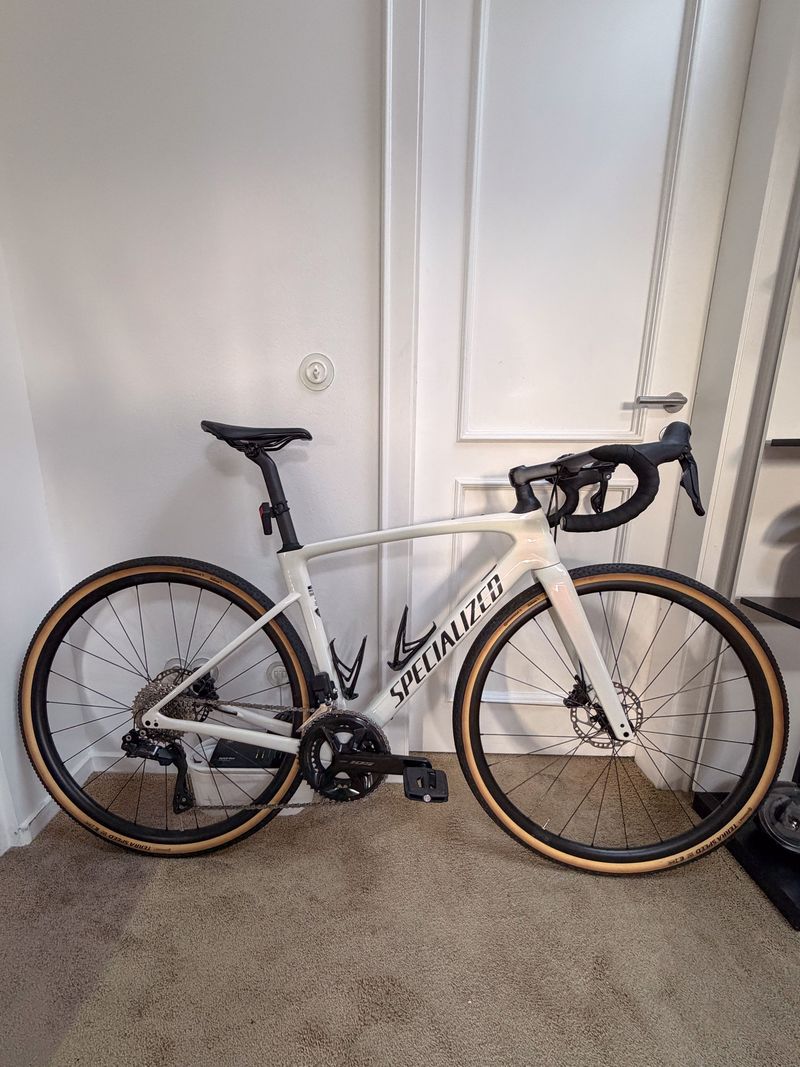 Specialized Roubaix SL8 Comp - Shimano 105 Di2 2025 2025 Road & Gravel d'occasion