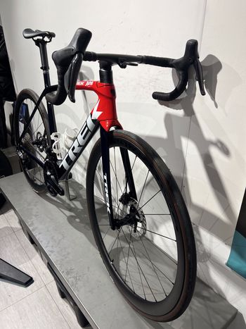 Used Trek Émonda SLR 7 2022 2022 Road & Gravel, Blau — image 13 of 19