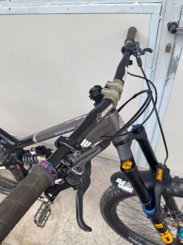 Tweedehands Intense PRIMER 29 PRO 2023 2023 Mountainbike — afbeelding 5 van 7