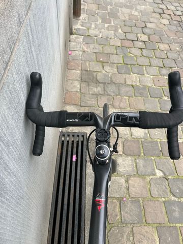 Gebrauchtes Pinarello Dogma SRAM Red 2016 Road & Gravel, Schwarz — Bild 5 von 9