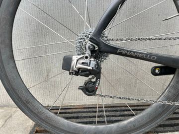 Gebrauchtes Pinarello Dogma SRAM Red 2016 Road & Gravel, Schwarz — Bild 3 von 9