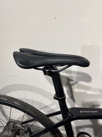 Used Trek Émonda SL 6 Disc Pro 2021 2021 Road & Gravel, Black — image 2 of 10