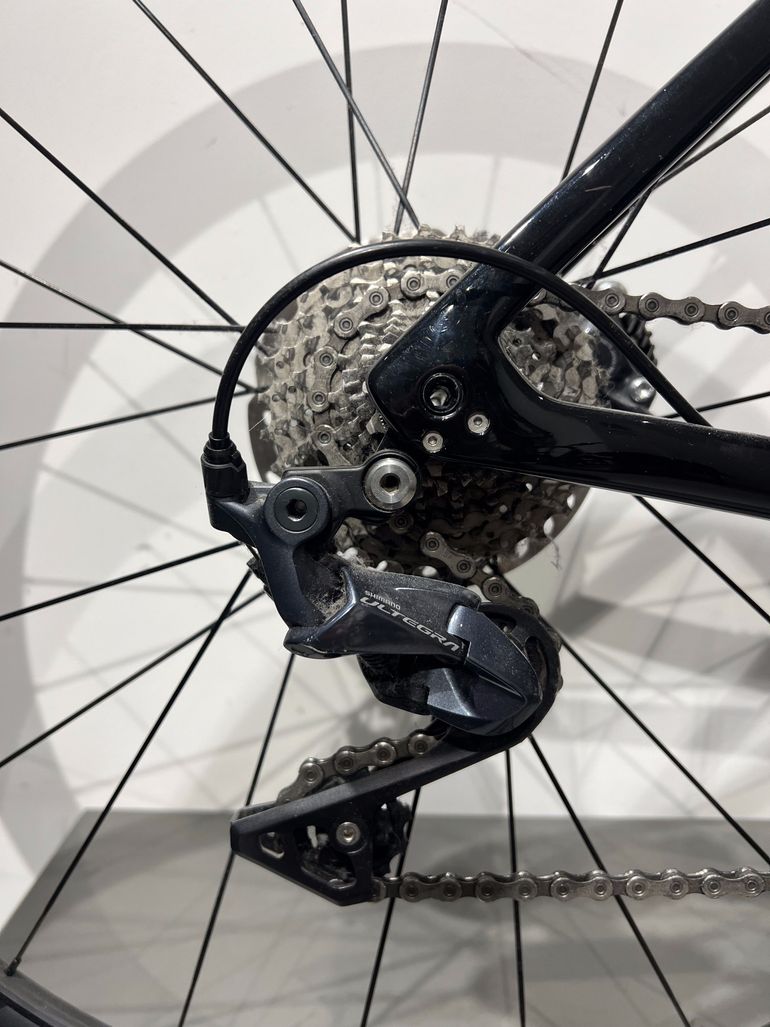 Used Trek Émonda SL 6 Disc Pro 2021 2021 Road & Gravel, Black — image 8 of 10