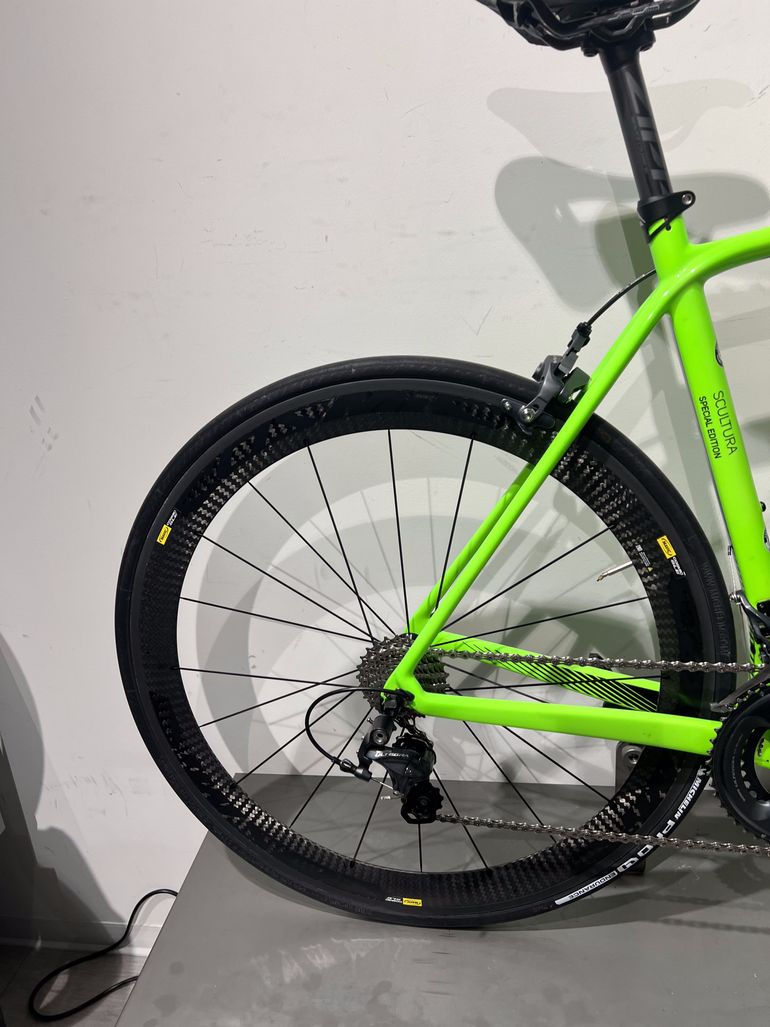 Used Merida Scultura CF 907 2014 2014 Road & Gravel, Verde — image 18 of 20