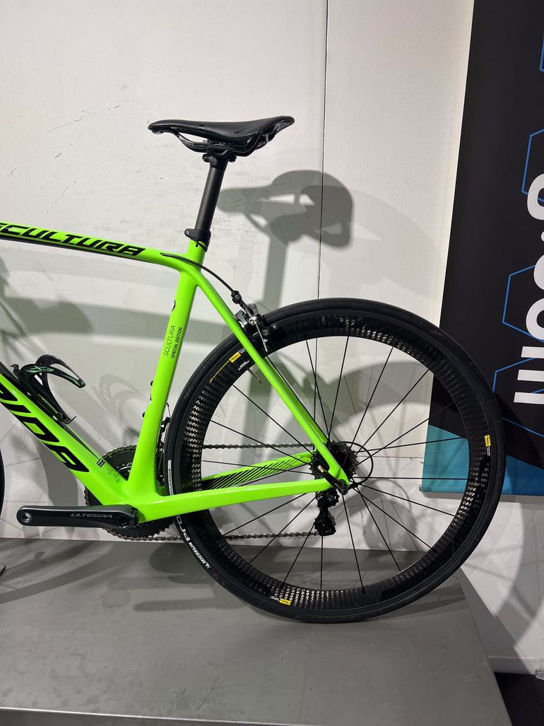 Used Merida Scultura CF 907 2014 2014 Road & Gravel, Verde — image 3 of 20