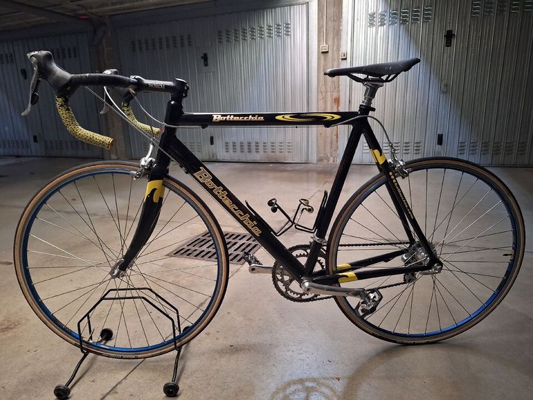 Used Bottecchia Bottecchia Custom Shimano Ultegra 1995 Road & Gravel, Black — image 2 of 8