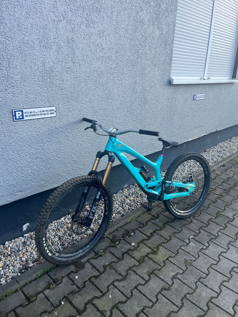 Used YT Custom SRAM X01 Eagle 2023 MTB