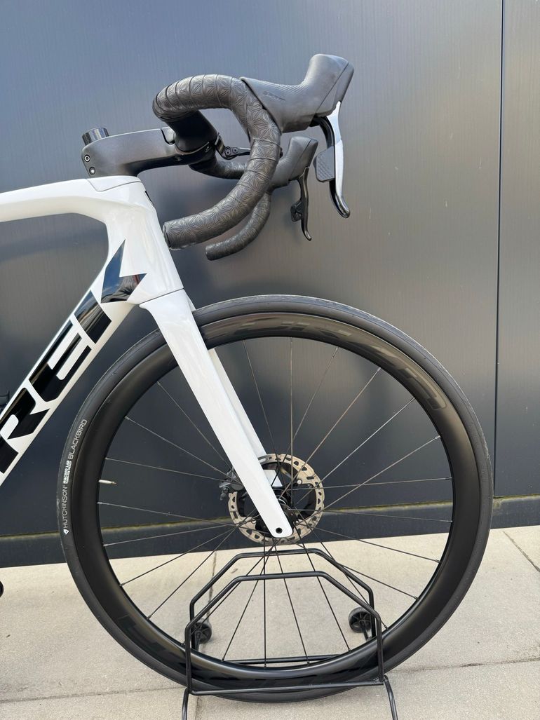 Used Trek Émonda SL 7 AXS 2023 2023 Road & Gravel — image 6 of 24