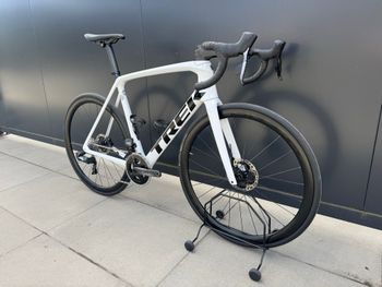 Used Trek Émonda SL 7 AXS 2023 2023 Road & Gravel — image 3 of 24