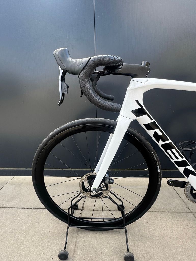 Used Trek Émonda SL 7 AXS 2023 2023 Road & Gravel — image 17 of 24