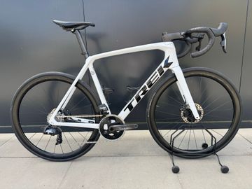 Trek Émonda SL 7 AXS 2023 2023 Road & Gravel d'occasion