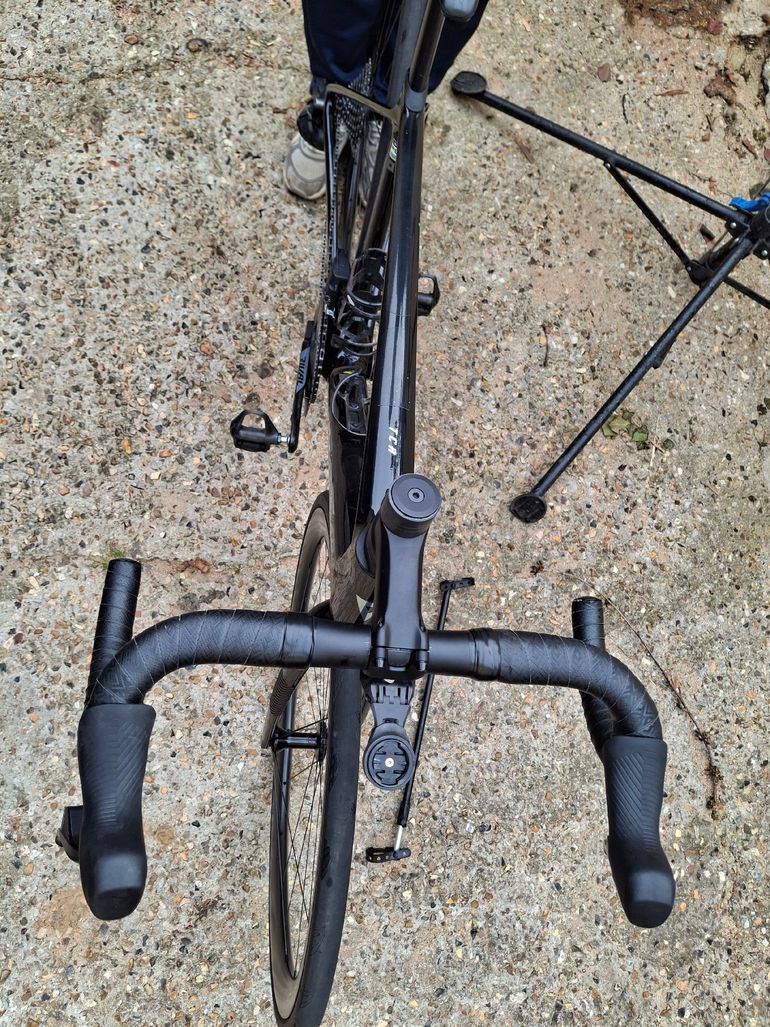 Used Giant TCR Advanced Pro 1 AXS 2025 2025 Road & Gravel, Schwarz — image 7 of 8