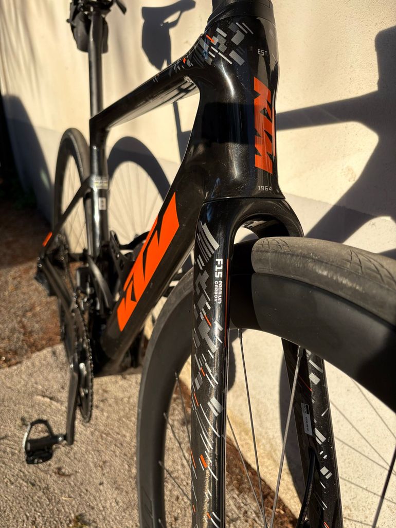 Gebrauchtes KTM Revelator Shimano 105 Di2 2025 Road & Gravel, Schwarz — Bild 3 von 7