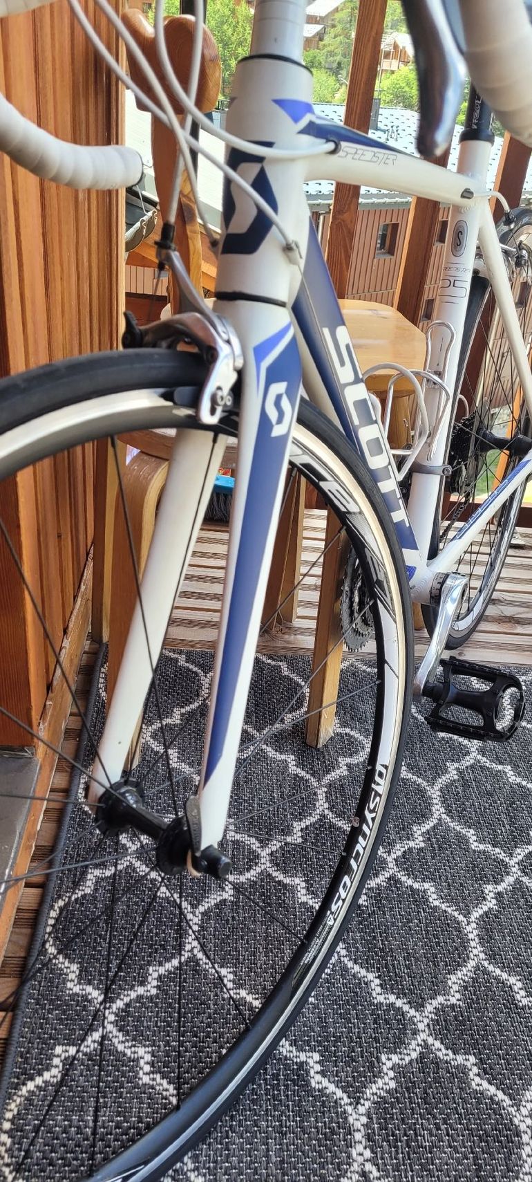 Used Scott Contessa Scott Contessa Custom Shimano Tiagra 2016 Road & Gravel — image 1 of 7