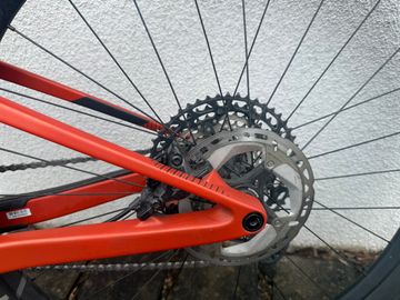 Orbea OIZ M10 2021 2021 Mountainbike usato, Rosso — immagine 9 di 9