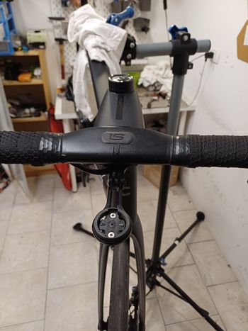 Used Cannondale SuperSix EVO Hi-MOD Disc Ultegra Di2 2021 2021 Road & Gravel, Black — image 8 of 12