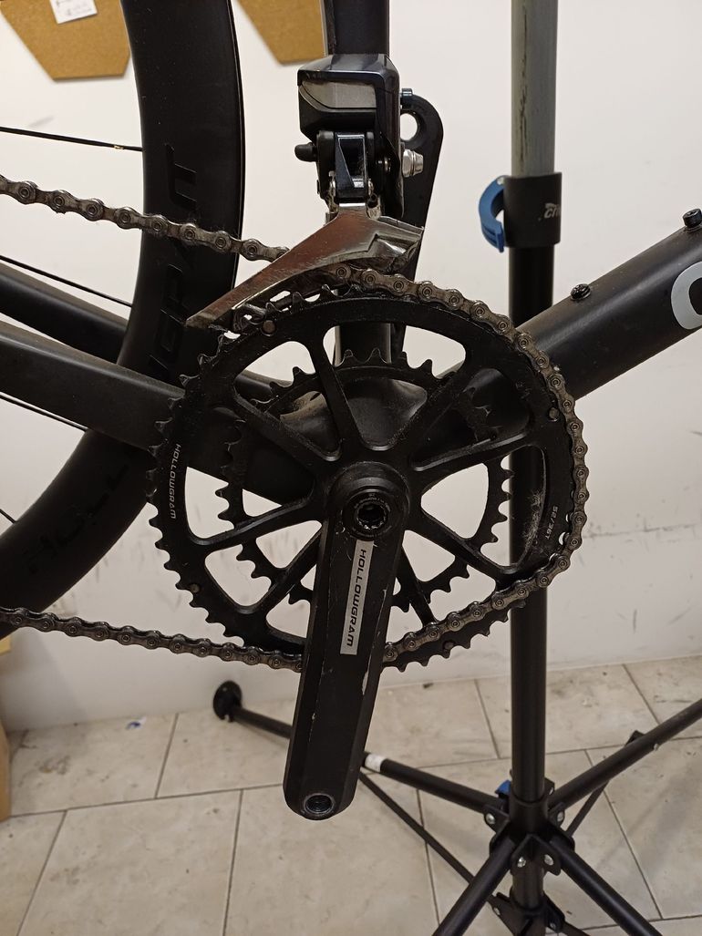 Used Cannondale SuperSix EVO Hi-MOD Disc Ultegra Di2 2021 2021 Road & Gravel, Black — image 4 of 12