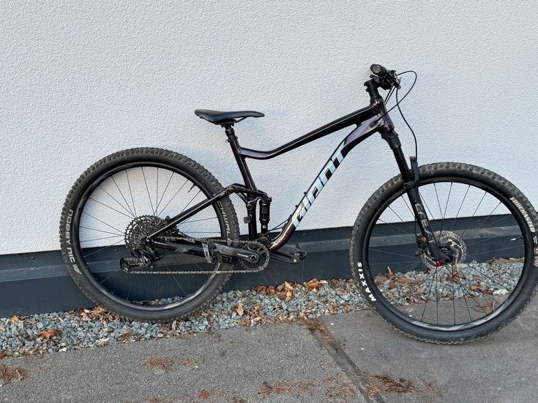 Used Giant Stance 29 1 2022 2022 Mountainbike, Purple, 29 — image 1 of 3