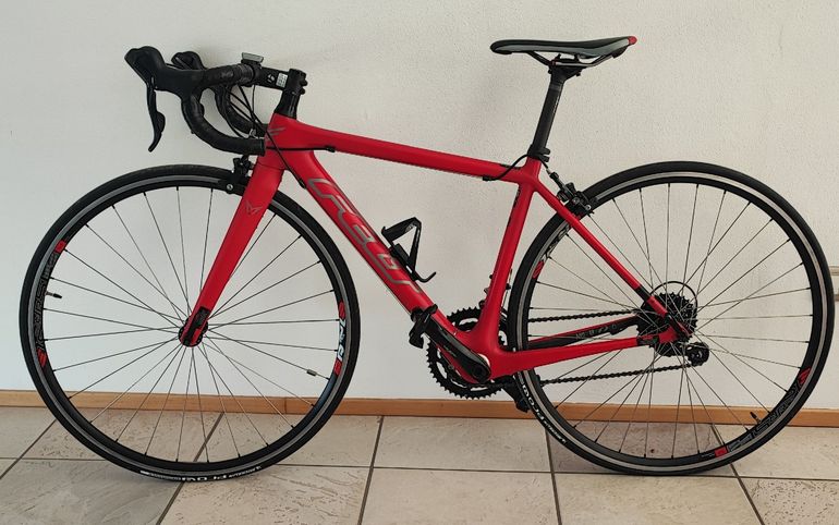 Used Felt Felt Custom Shimano Sora 2015 Road & Gravel, Red — image 2 of 23
