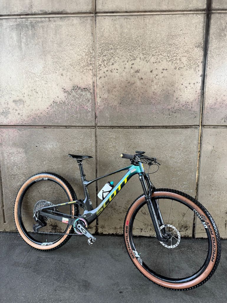 Used Scott Spark RC World Cup TR 2024 2024 Mountainbike, Green, 29 — image 4 of 6
