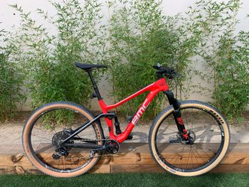 Used BMC AGONIST 01 ONE 2019 2019 Mountainbike, Red, 29 — image 2 of 8