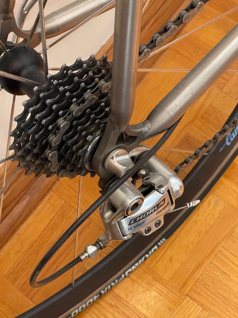 Used Campagnolo Campagnolo Chorus 2010 Road & Gravel, Light Gray — image 3 of 4