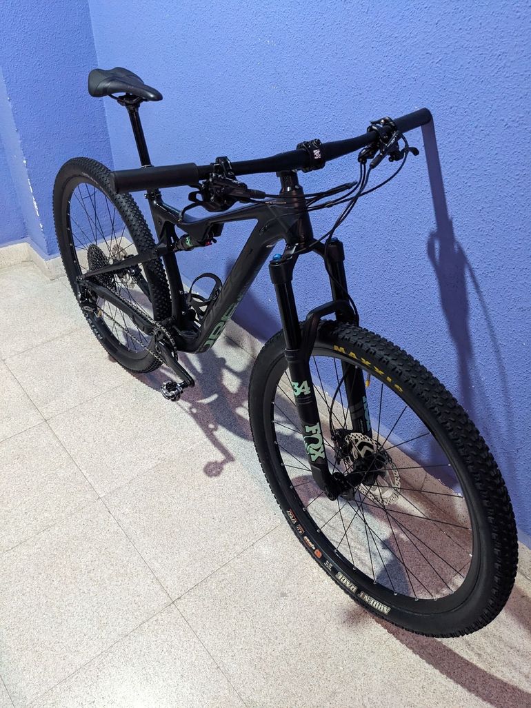 Used Orbea OIZ H10 2020 2020 Mountainbike, Black, 27.5, 29 — image 4 of 7