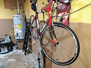 Used Specialized Roubaix Shimano Ultegra 2019 Road & Gravel, Red — image 4 of 5