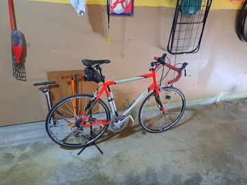 Used Specialized Roubaix Shimano Ultegra 2019 Road & Gravel, Red — image 5 of 5