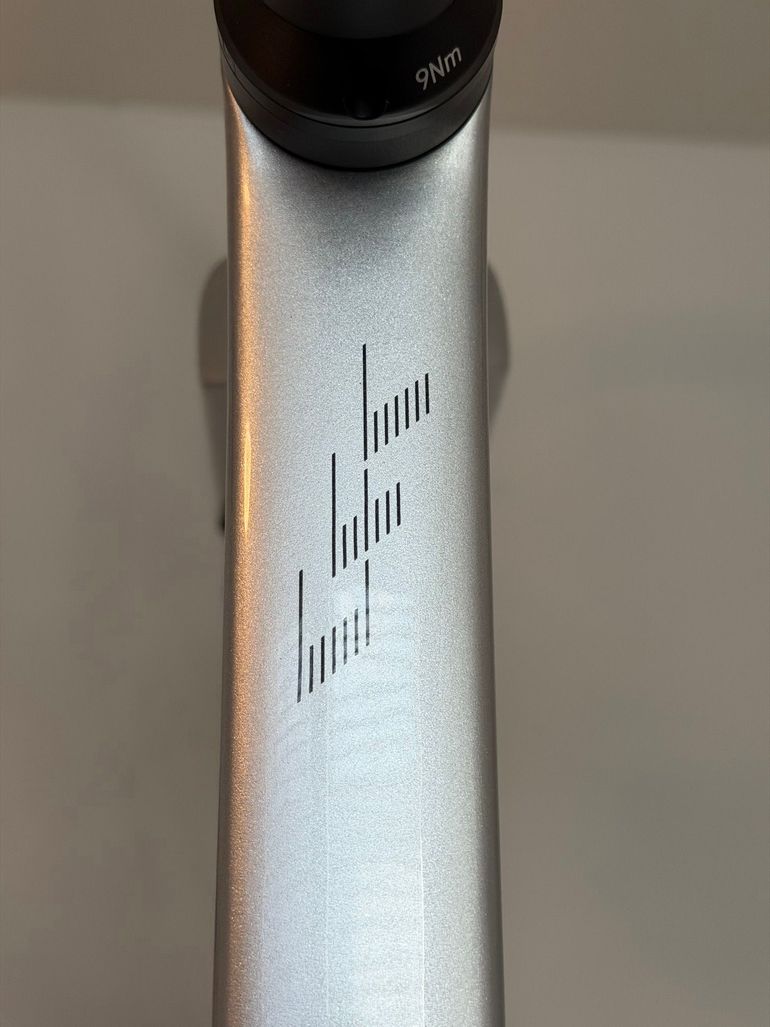 Used Canyon Ultimate SRAM Red eTap AXS 2023 Road & Gravel, Light Gray — image 10 of 10