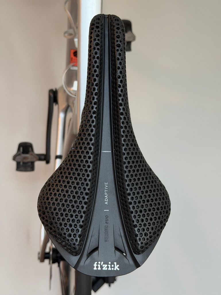 Used Canyon Ultimate SRAM Red eTap AXS 2023 Road & Gravel, Light Gray — image 7 of 10