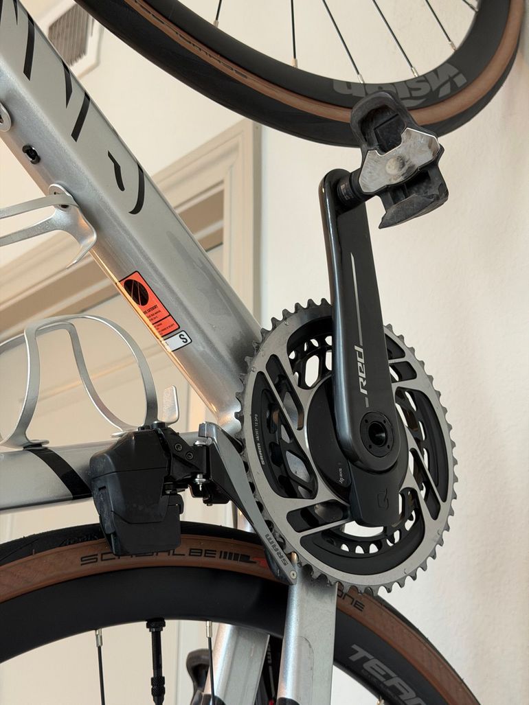 Used Canyon Ultimate SRAM Red eTap AXS 2023 Road & Gravel, Light Gray — image 3 of 10